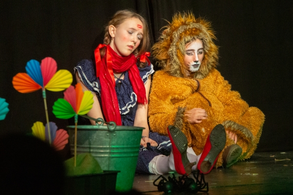 zauberer-von-oz067946A6FE0-C146-10F1-6E64-DDCBE0EC8B07.jpg
