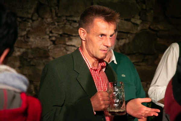 bier-kultur-web016D8020F4A-A5A9-E6DE-DEB5-833F7F2DC958.jpg