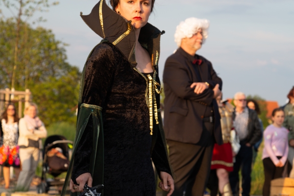 pettendorftheater-theatertour-206353FD45-BC7A-D87E-54CE-AFD140008A47.jpg